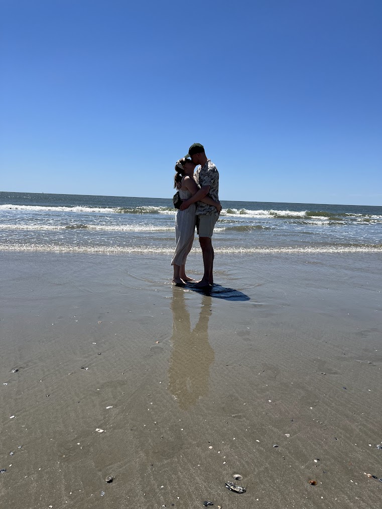 We could not resist to kiss on the beach strip on Isle of Palms.